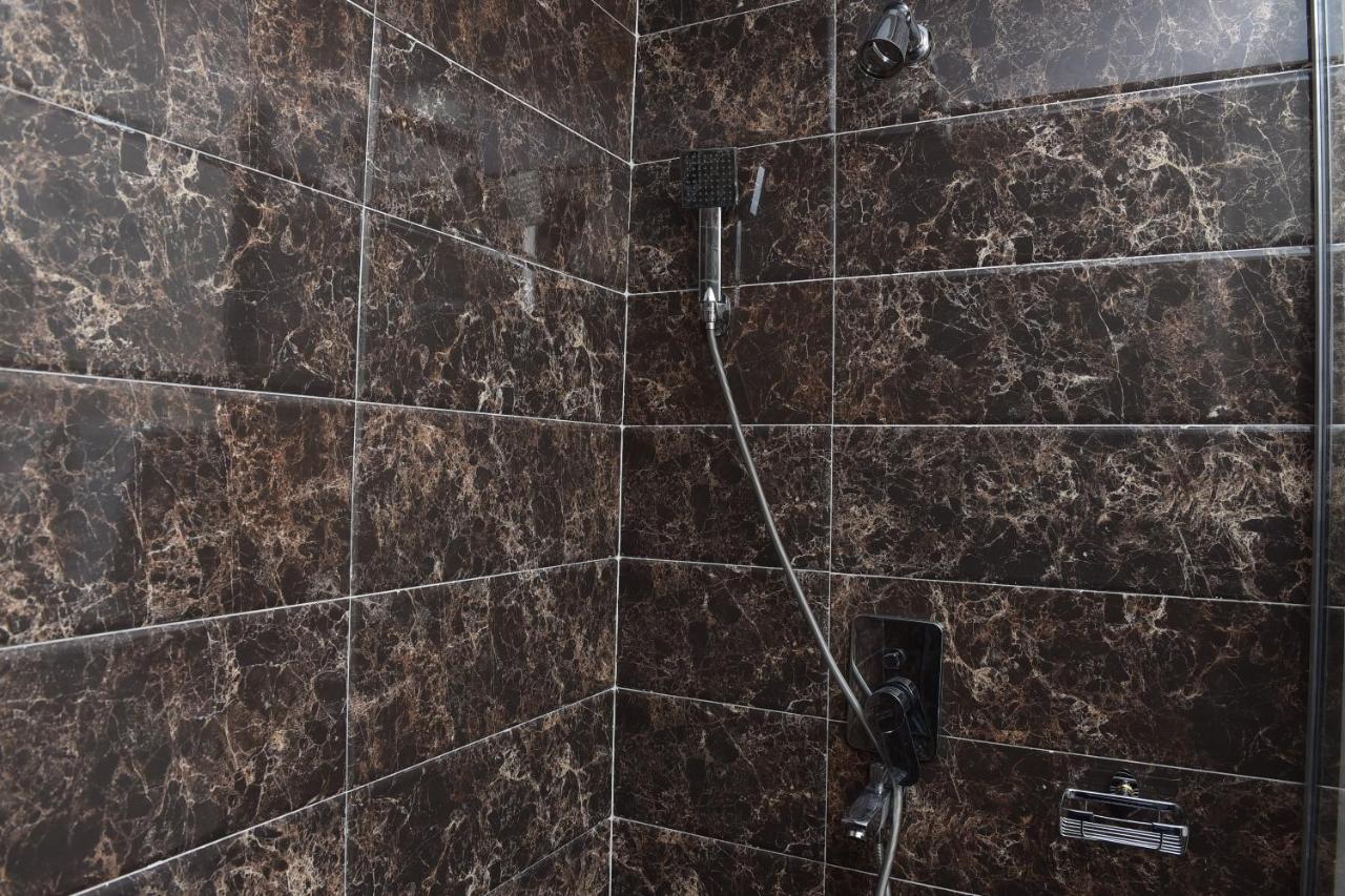 Urban Metro Inn Лаґос Екстер'єр фото
